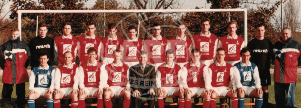 De g. à dr., en haut : X., Boully, Truchon, Marty, Guérard, Duquesne, Téton, Launois, Lahémade, Jézierski, Gervasoni, X.; en bas : Giannetta (entr.), Lech, Bertolino, Raffin, Hérault (président), Petitjean, Bogenez, Dufour, Abreu (entr. adj).